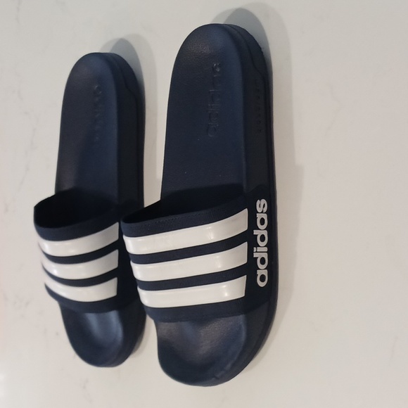Adidas Adilette Comfort Slides - Picture 4 of 9